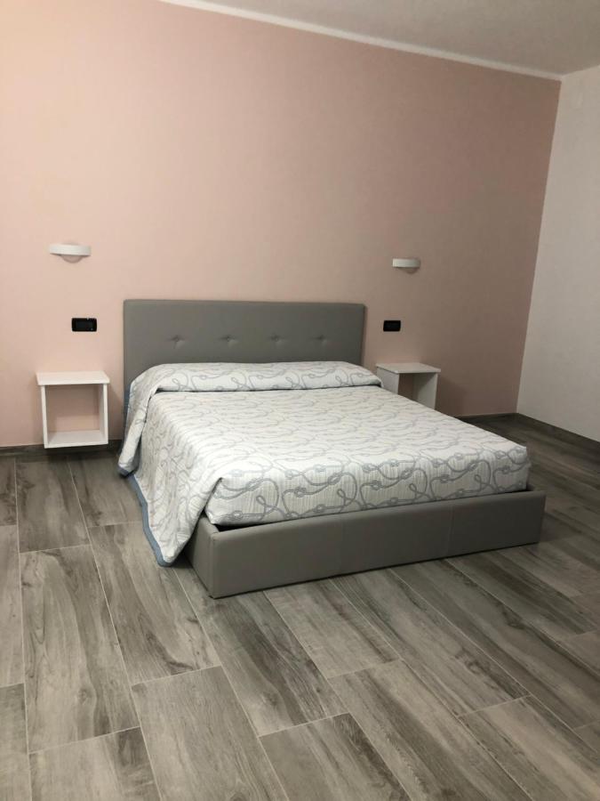 לינה וארוחת בוקר קאסטלסארדו Residenza “La Vecchia Ancora” מראה חיצוני תמונה